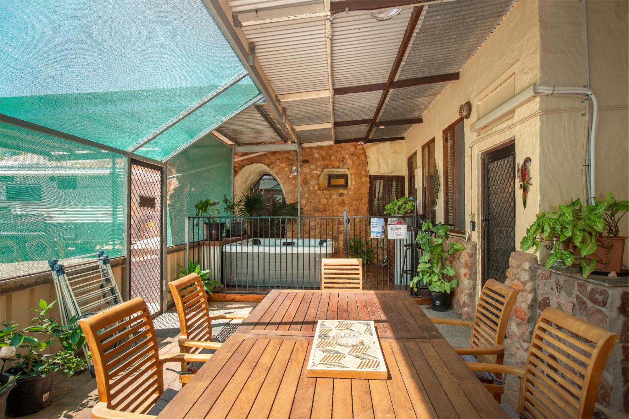 Di'S Dugouts Hotel Coober Pedy Ngoại thất bức ảnh