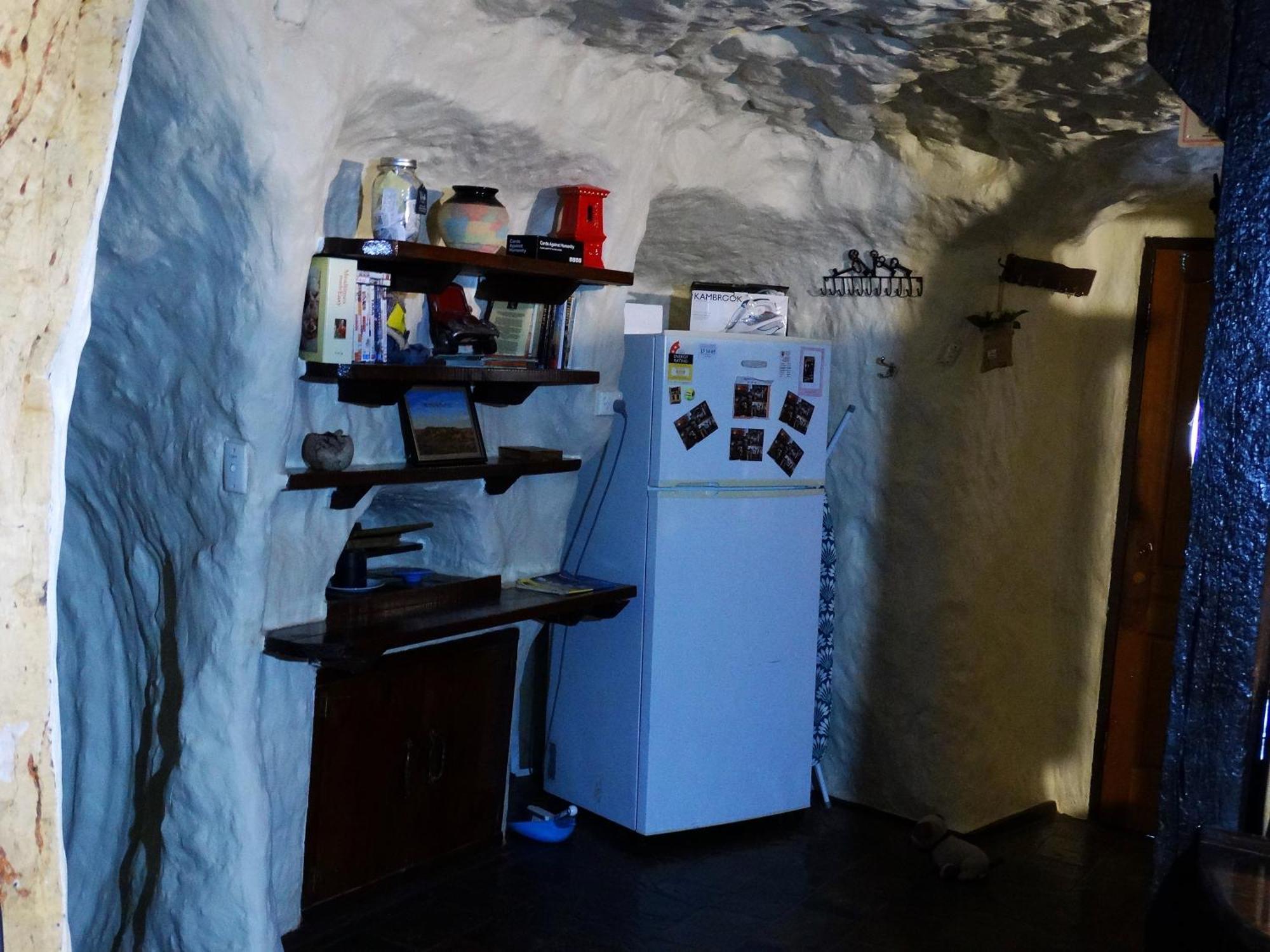 Di'S Dugouts Hotel Coober Pedy Ngoại thất bức ảnh