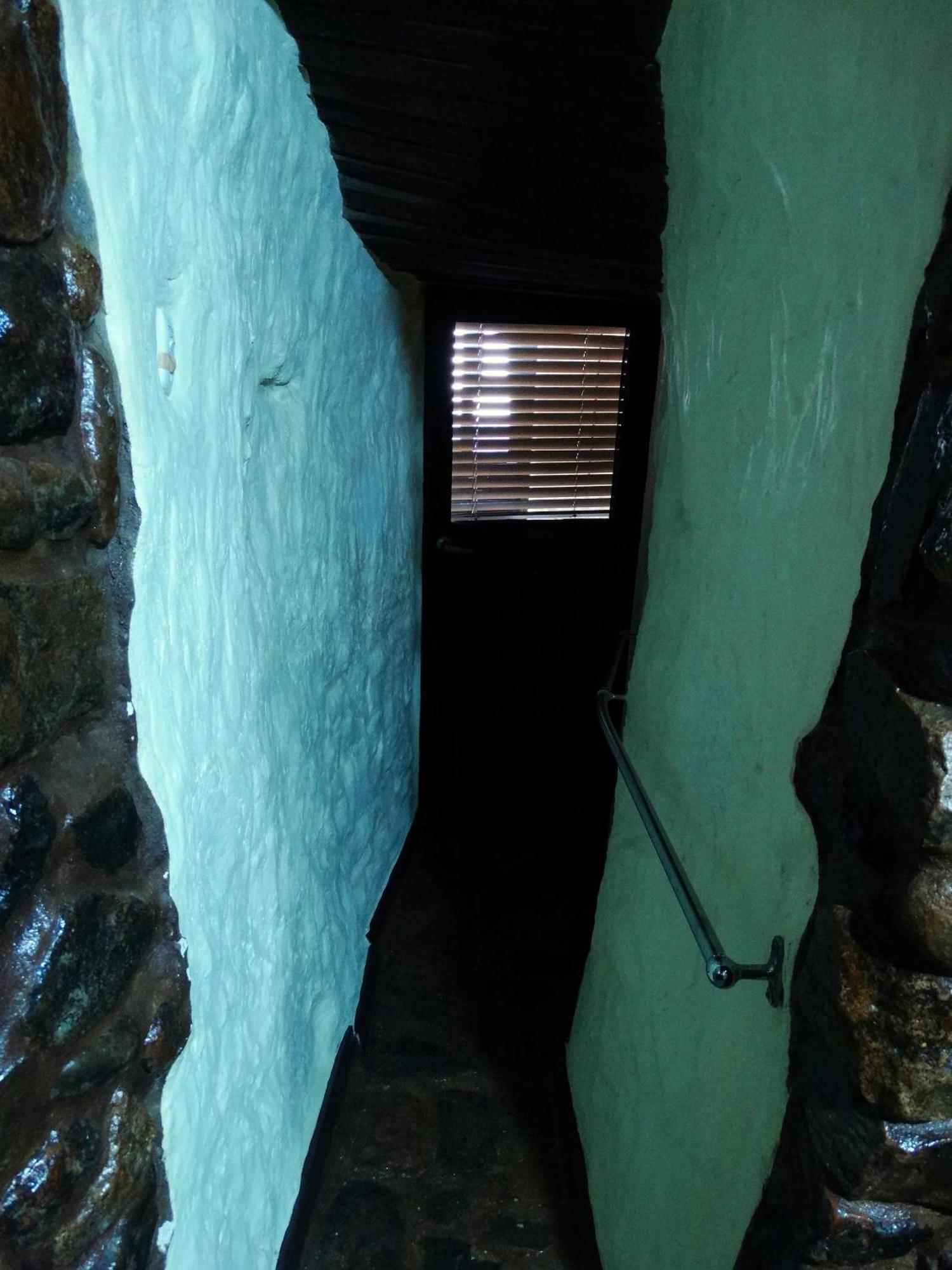 Di'S Dugouts Hotel Coober Pedy Ngoại thất bức ảnh